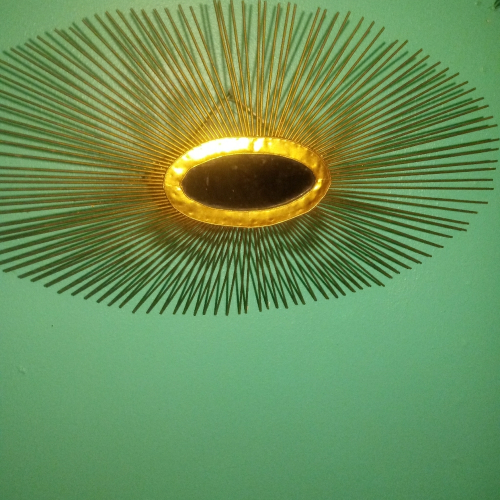 Modern Starburst Design Gold Metal Contemporary